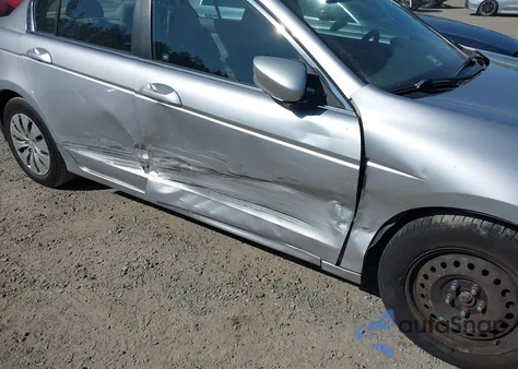 2008 Honda Accord 2.4 Lx из США, поврежденный, VIN 1HGCP26338A035709